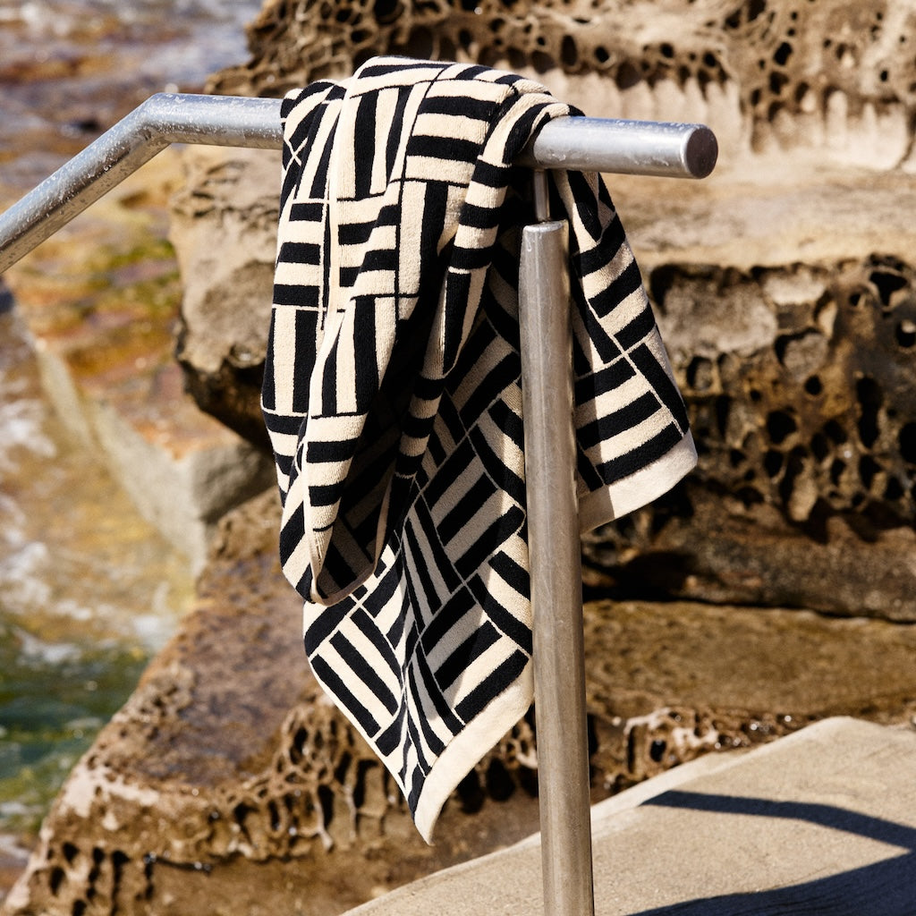 Willis Organic Cotton Pool Towel  |  Sand & Noir