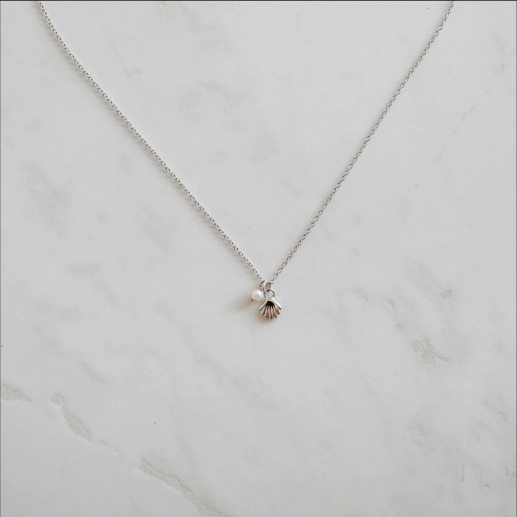 Sophie Shell/Pearl Necklace