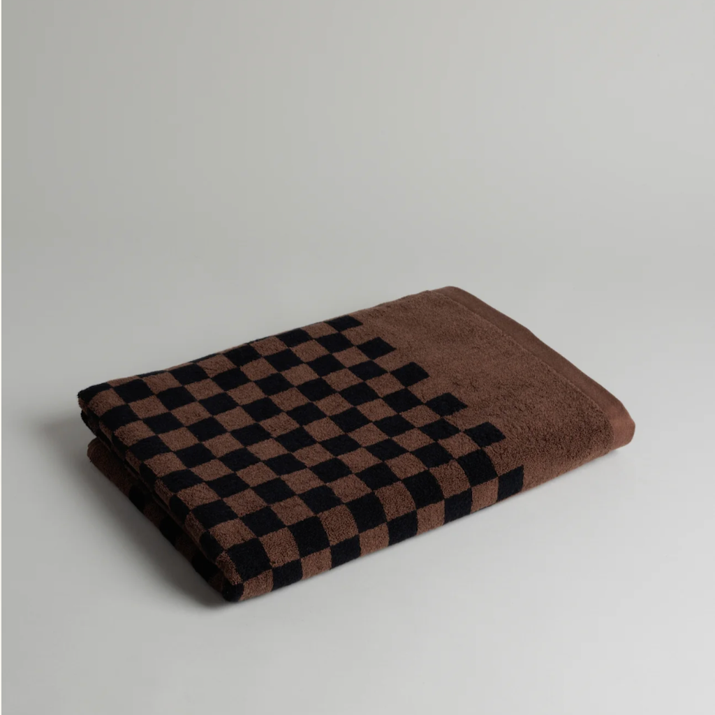 Roman Organic Cotton Pool Towel  |  Tabac & Noir